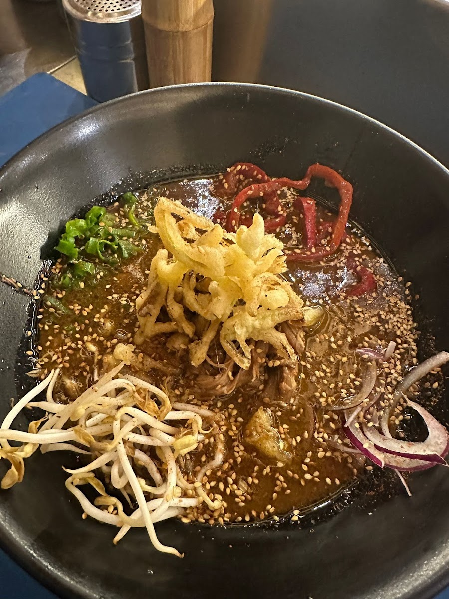 Tas Ramen & Sushi Bar-3